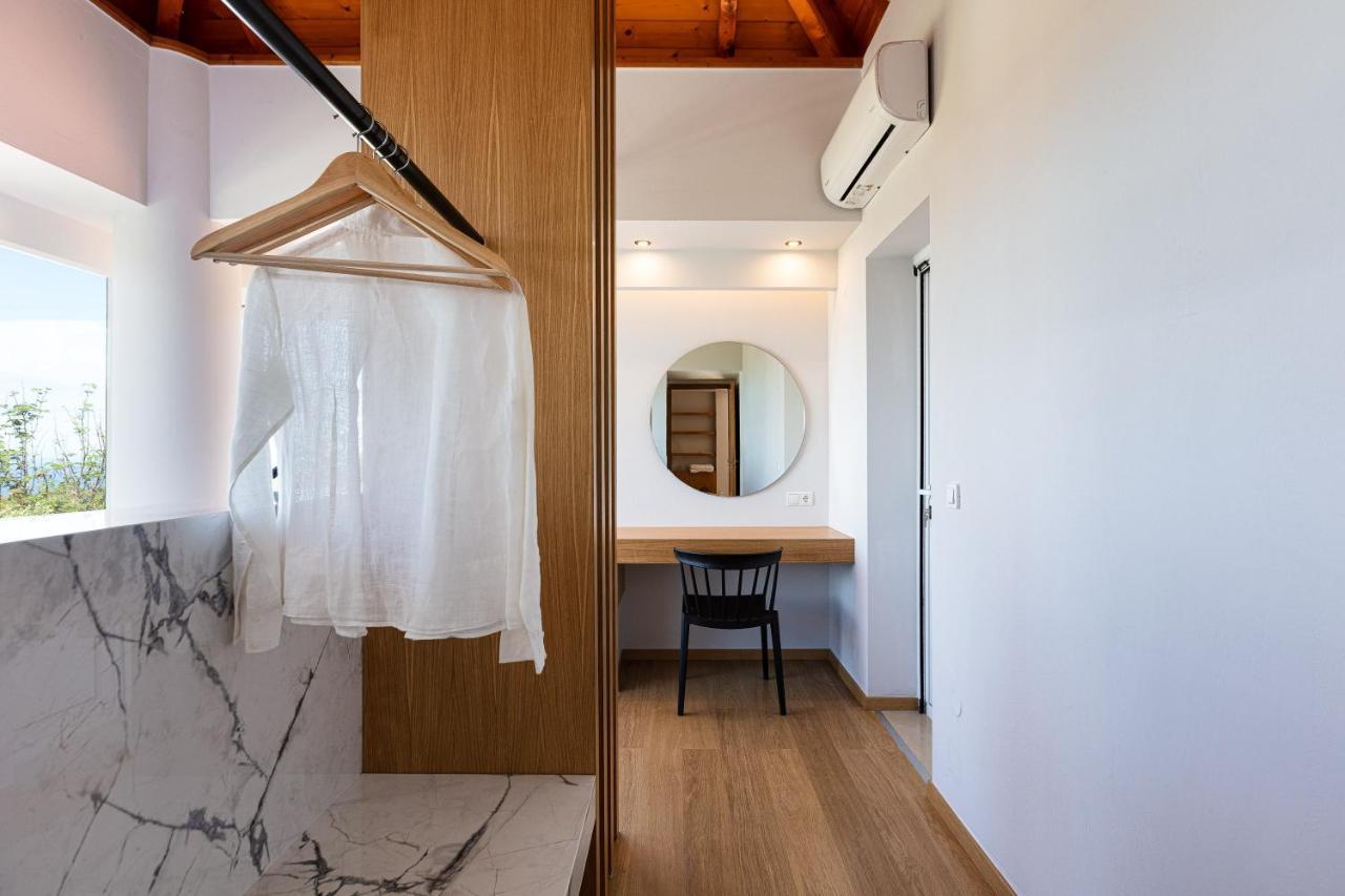 Thetree Villa, With Heated Pool & Spa Whirlpool Gállos Buitenkant foto